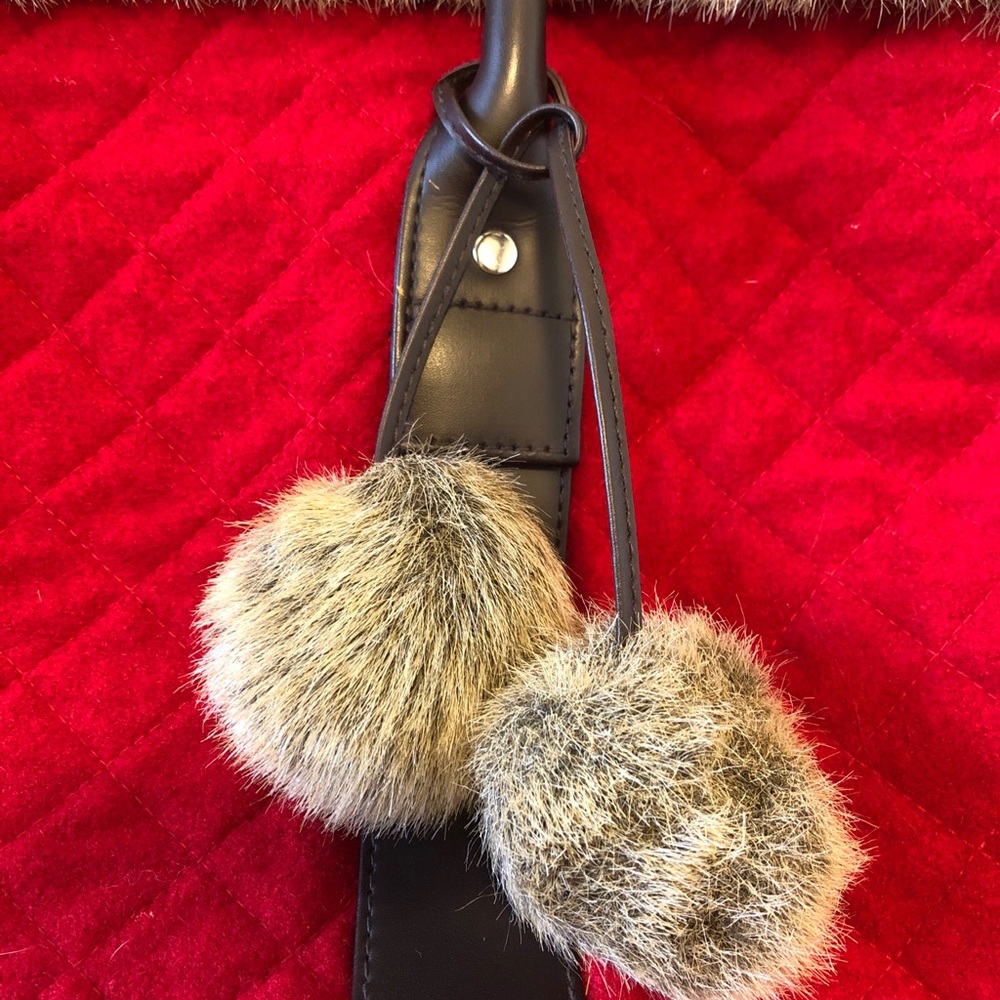 Bath & Body Works Limited Edition Red Quilted Holiday Tote Bag faux fur trim - Picture 3 of 11
